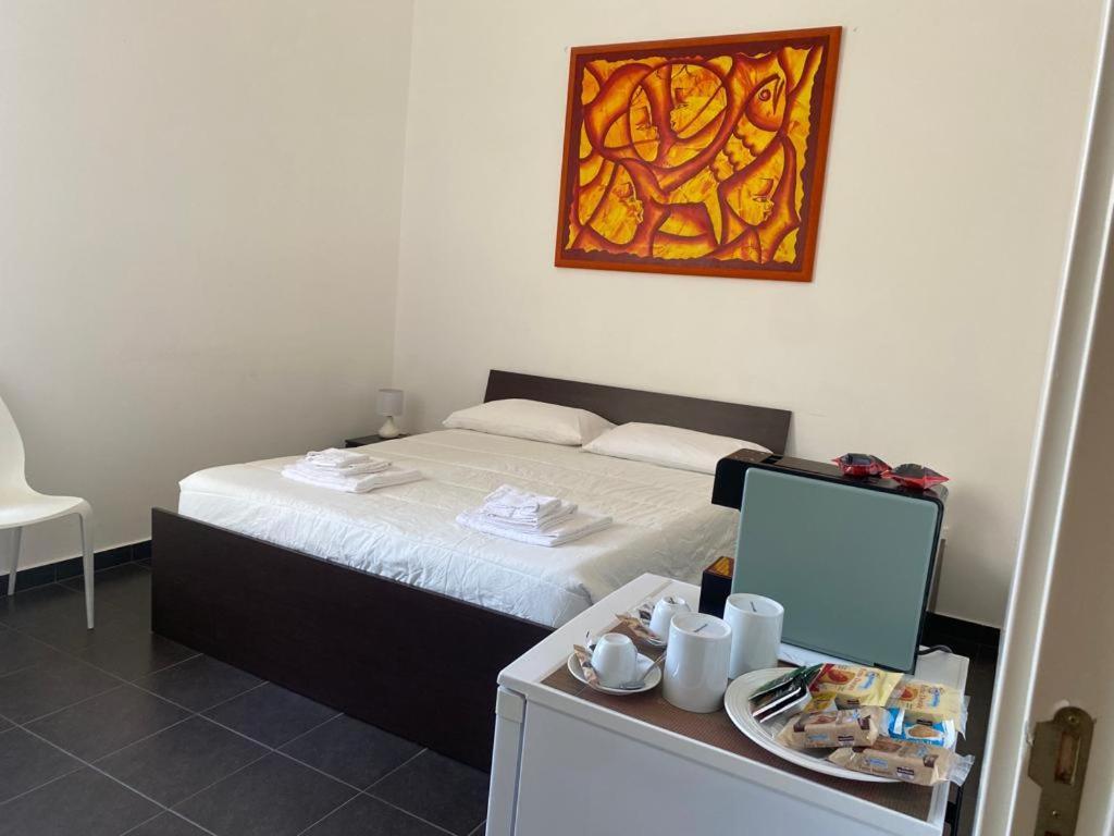 Gatto Bianco La Dimora Storica Bed & Breakfast Lecce Exterior photo